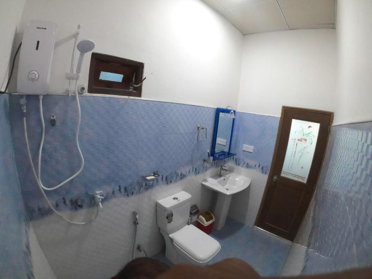 Ritz Inn Ella Zewnętrze zdjęcie